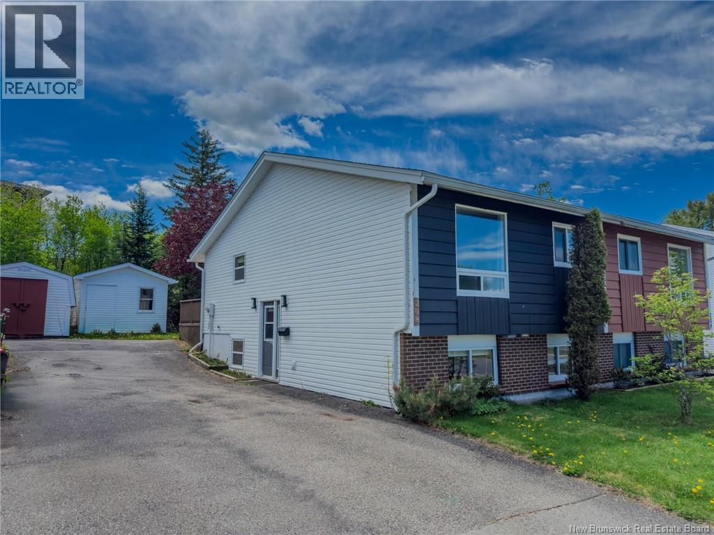 208 Boyaner Crescent - 46