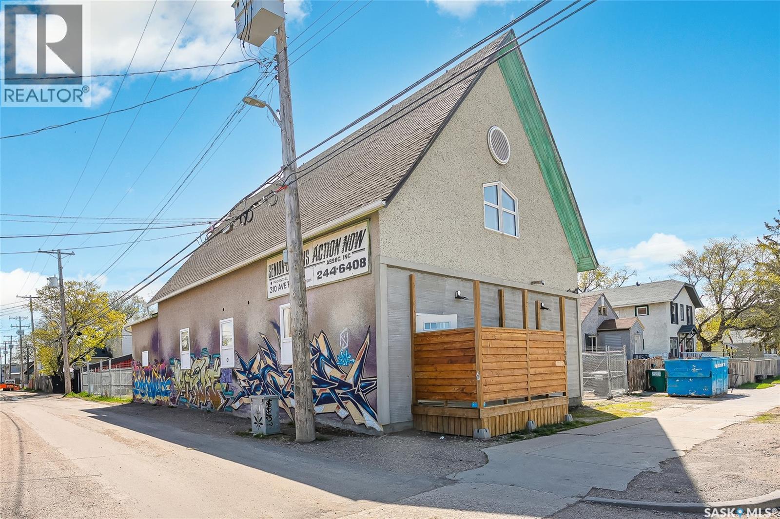 310 F AVENUE S - Image 2