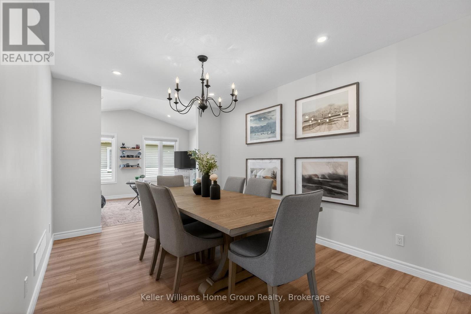 187 LAKE BREEZE DRIVE - 16