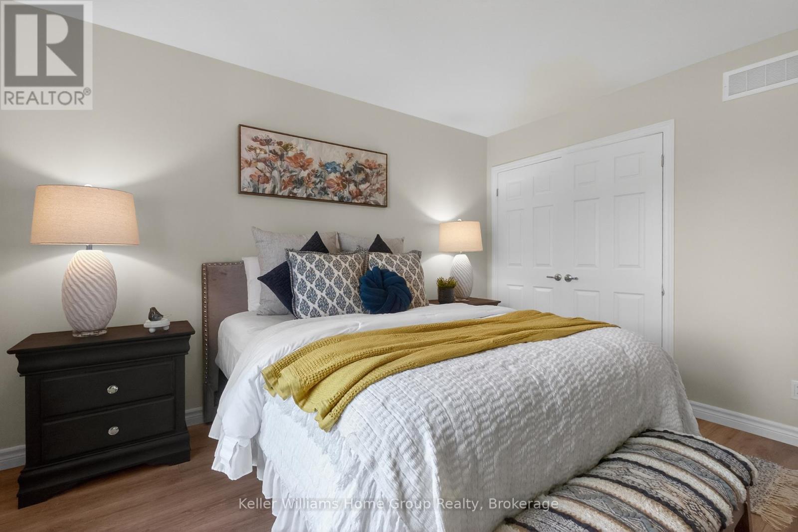 187 LAKE BREEZE DRIVE - 25