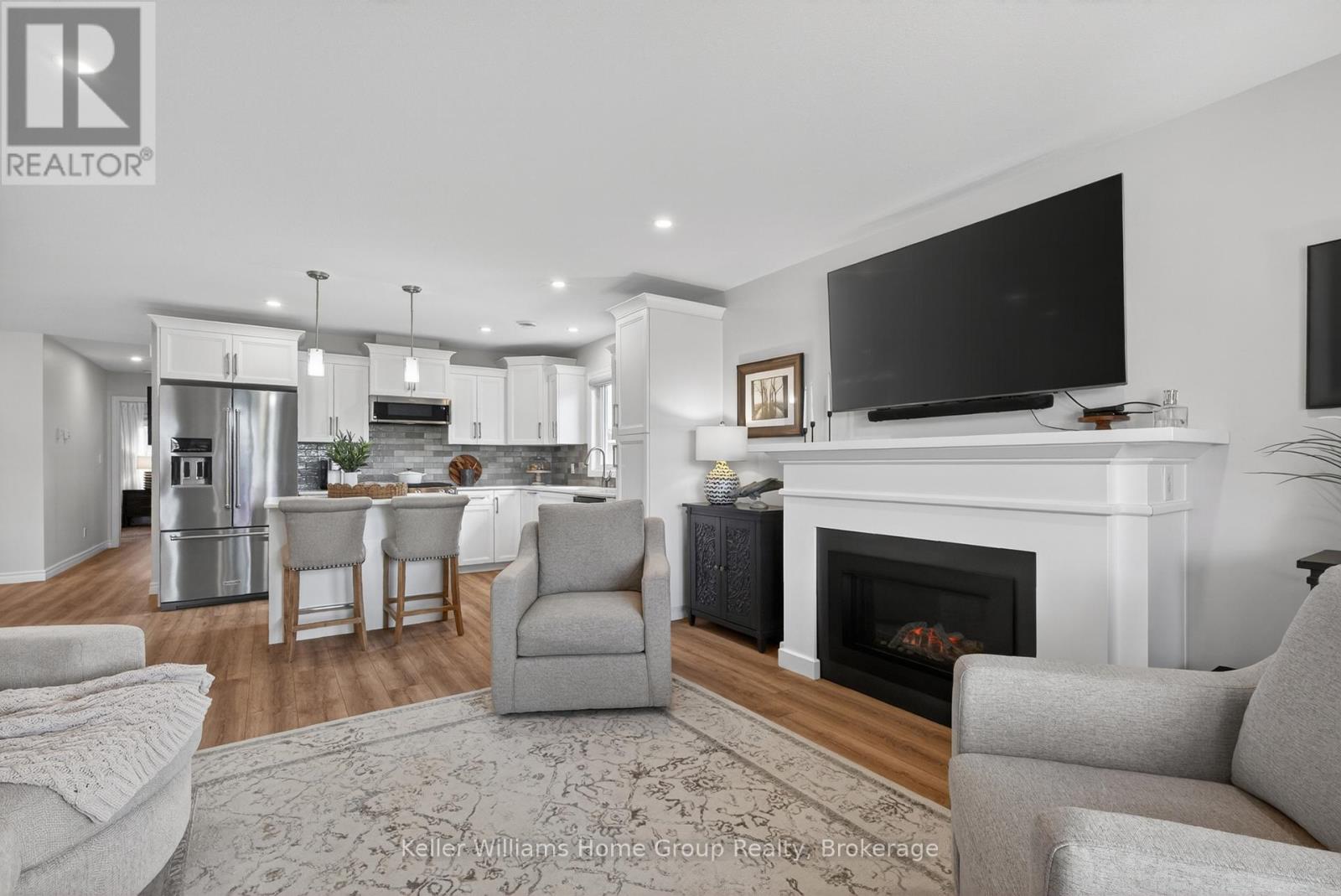 187 LAKE BREEZE DRIVE - 9