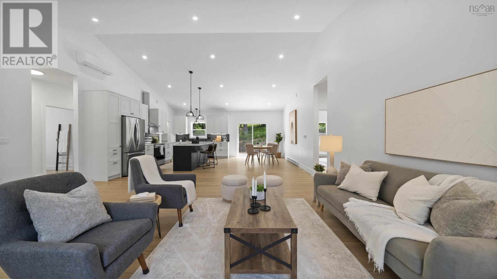 4 Charles Meade Drive - 16