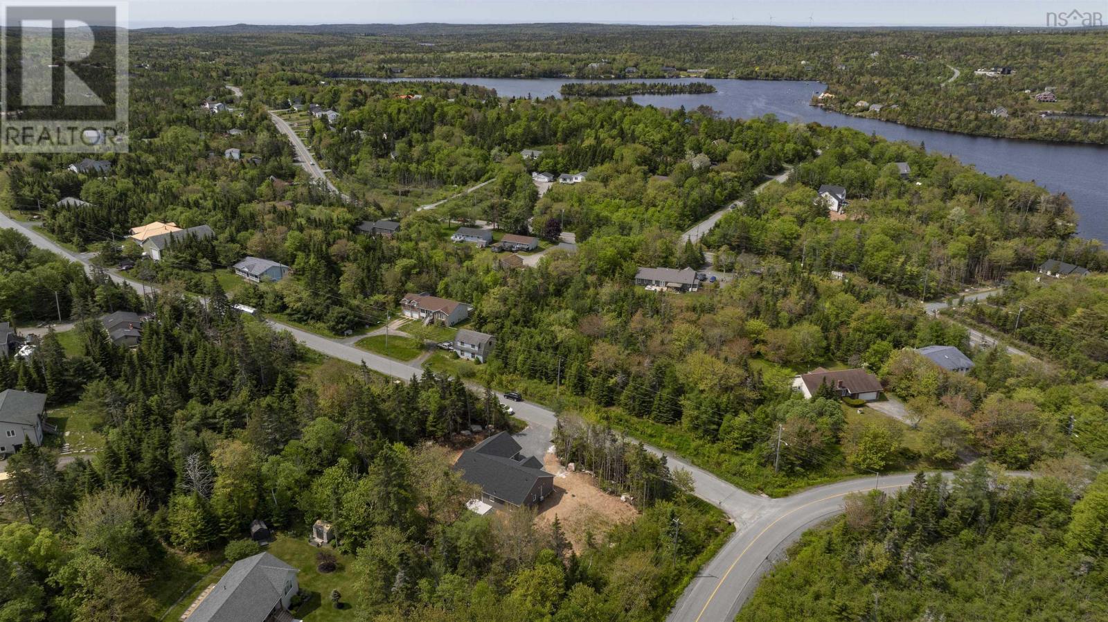 4 Charles Meade Drive - 36