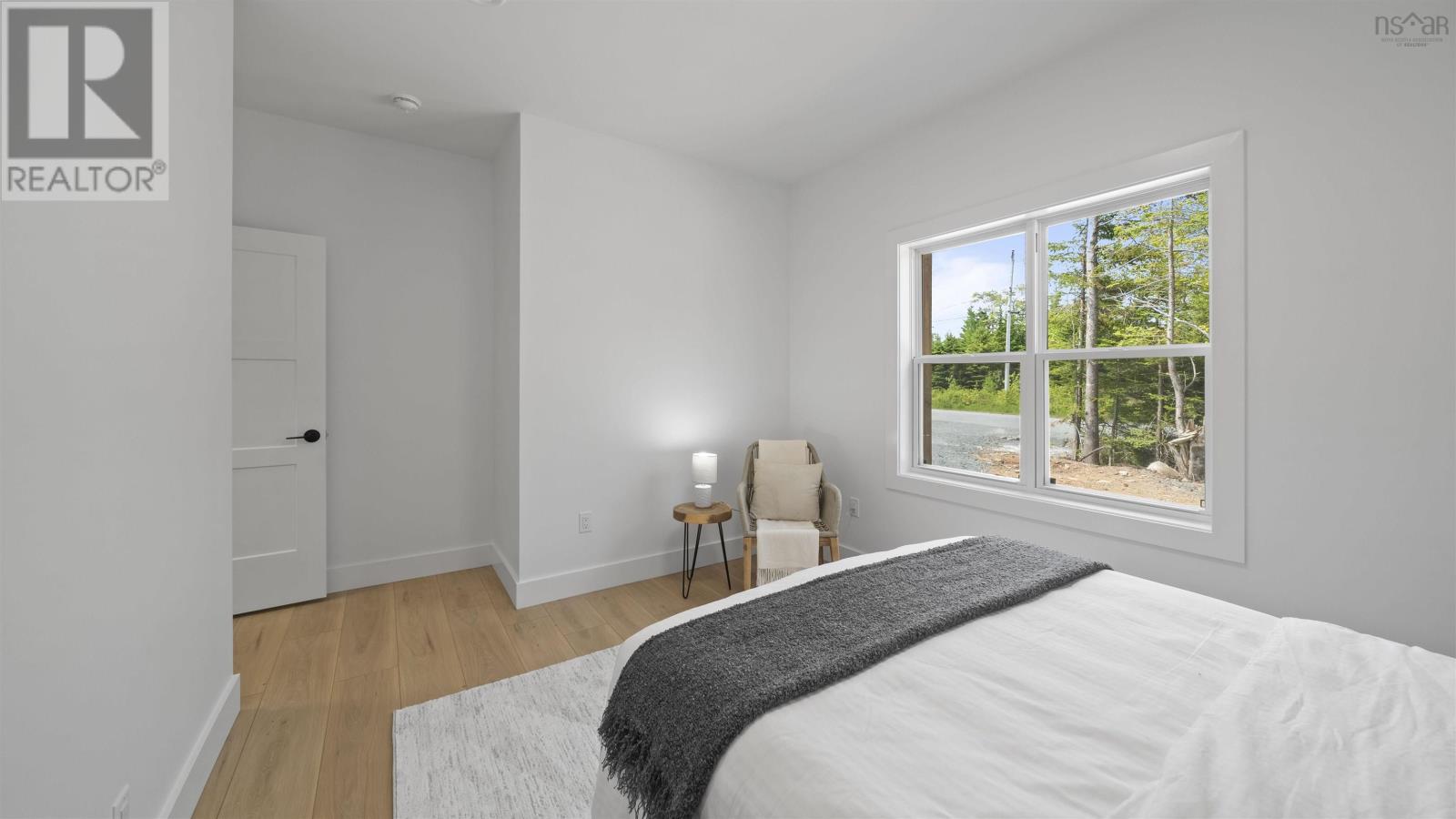 4 Charles Meade Drive - 22