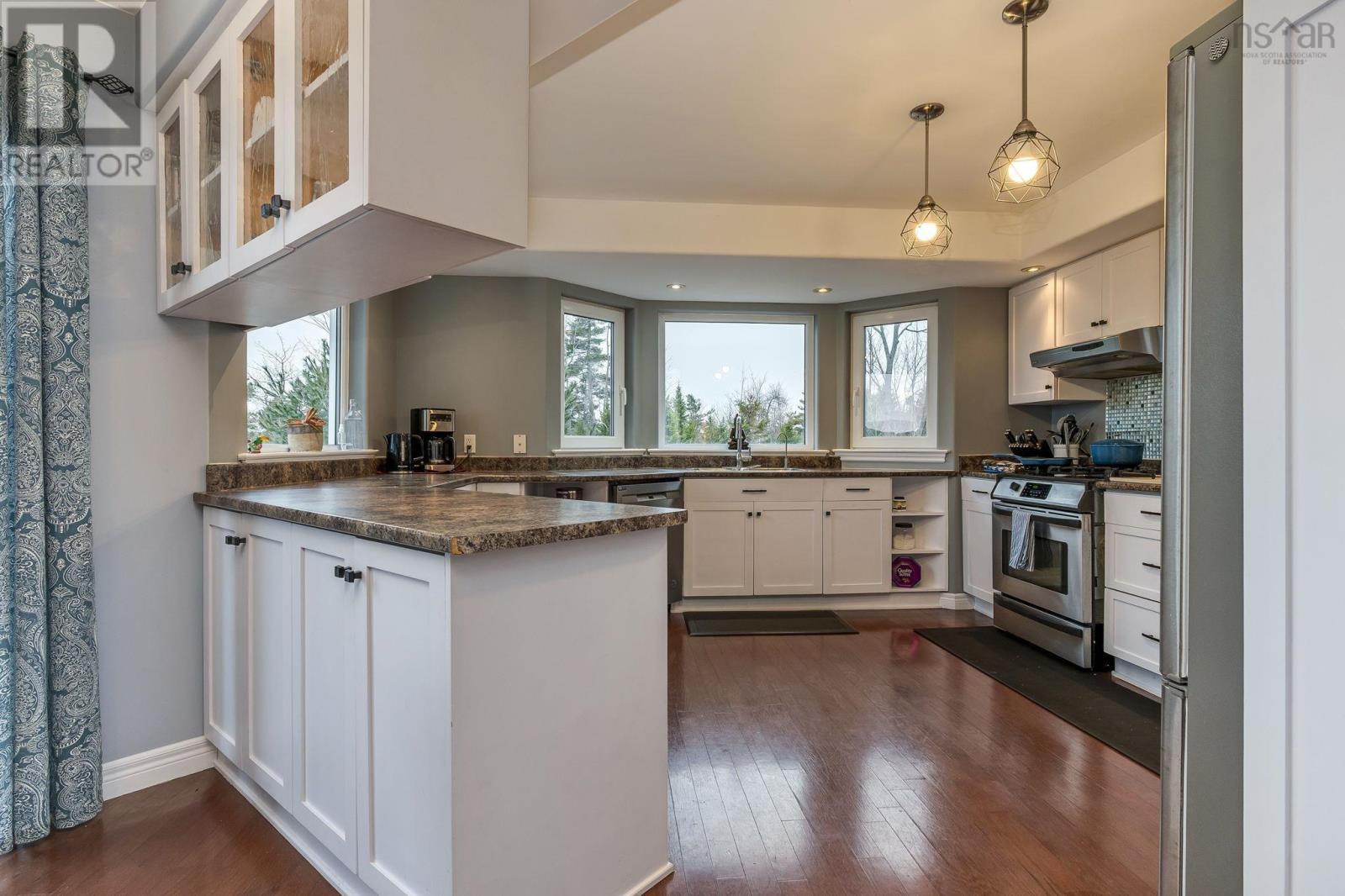 31 Limestone Avenue - 11