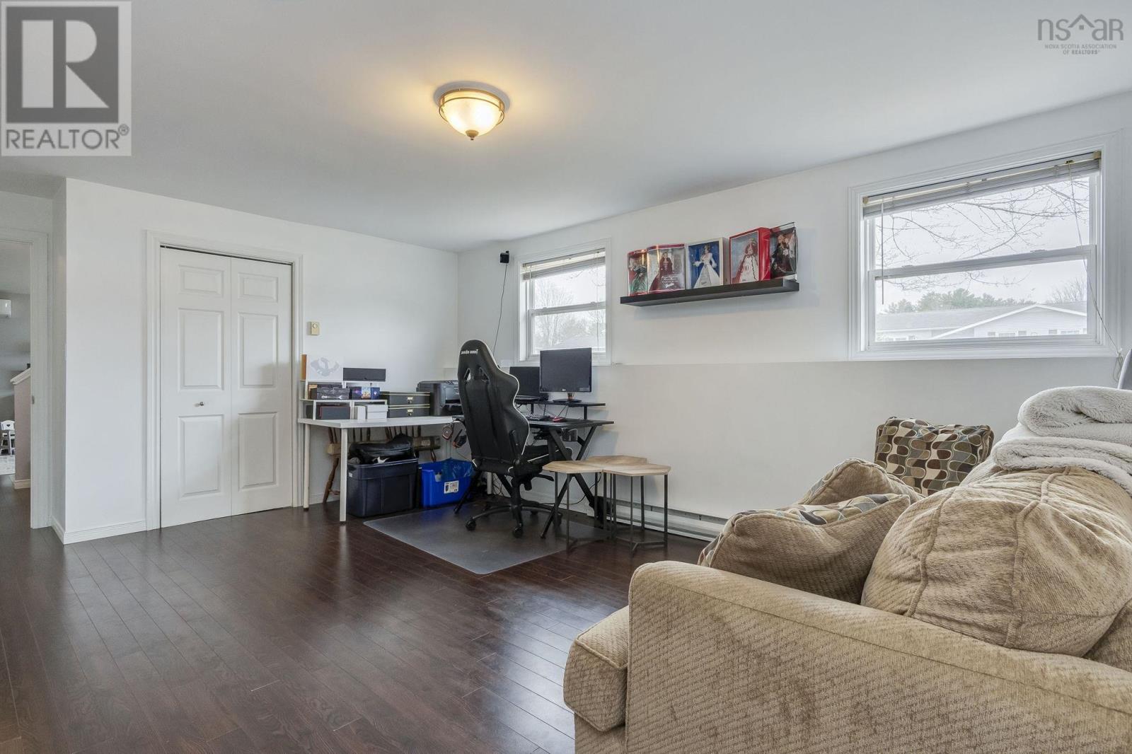 612 Crystal Drive - 26