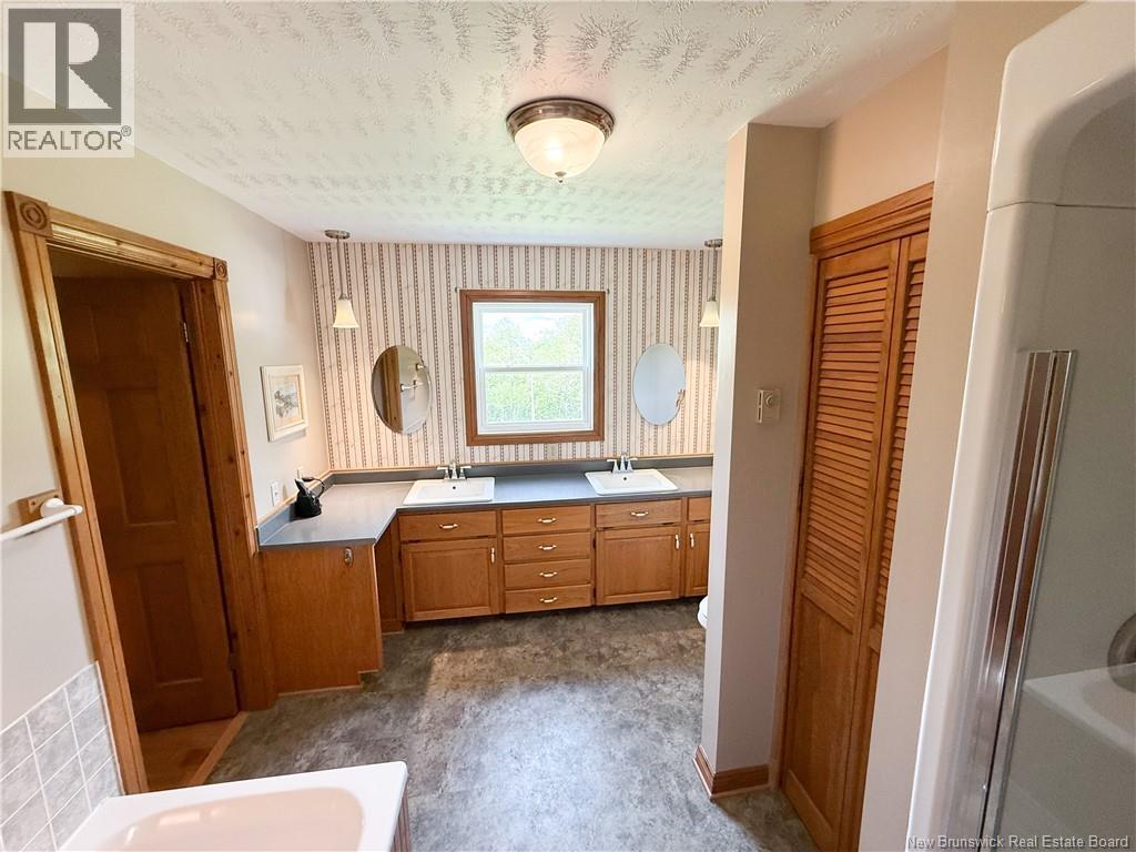 15 Fennell Drive - 21