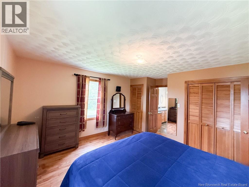 15 Fennell Drive - 23