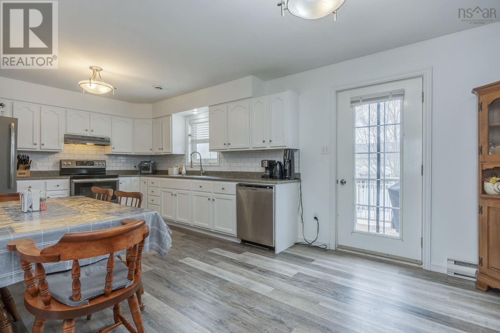 612 Crystal Drive - 7