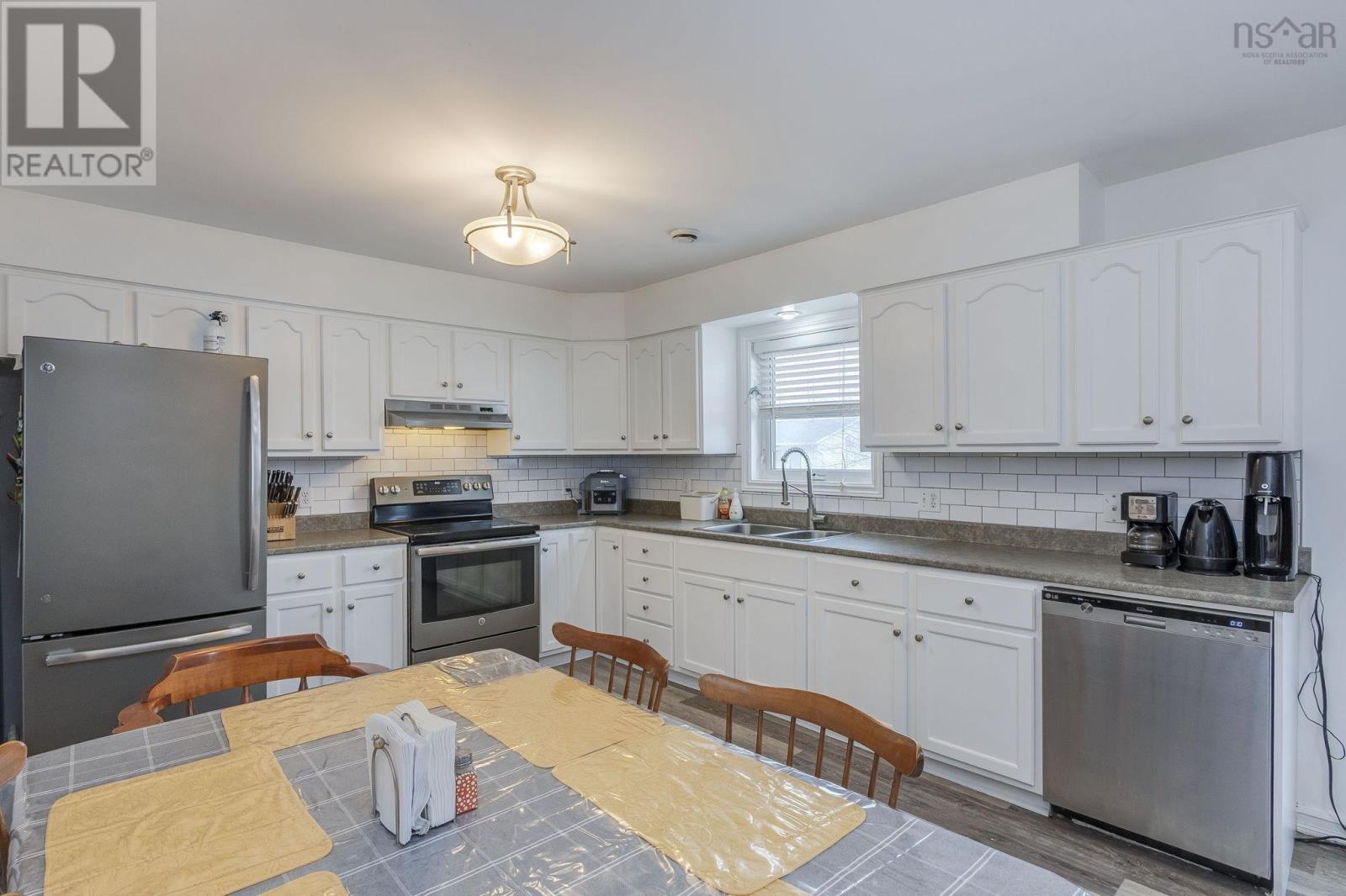 612 Crystal Drive - 8