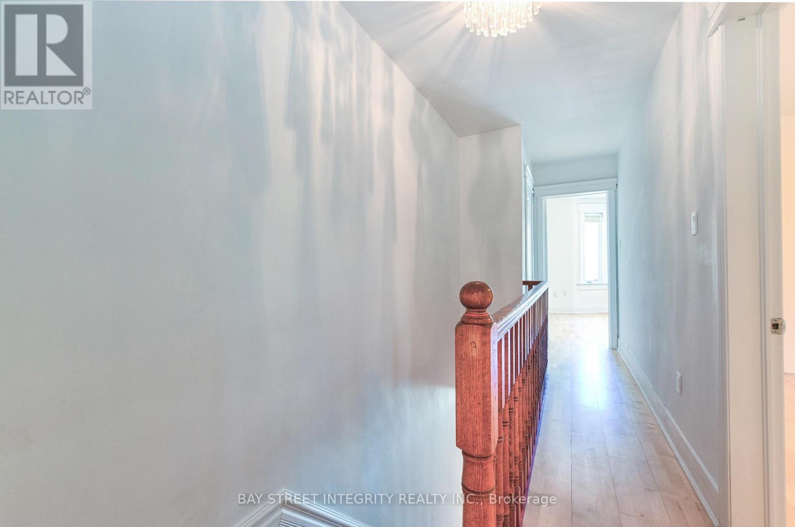 1282 LANSDOWNE AVENUE - 15