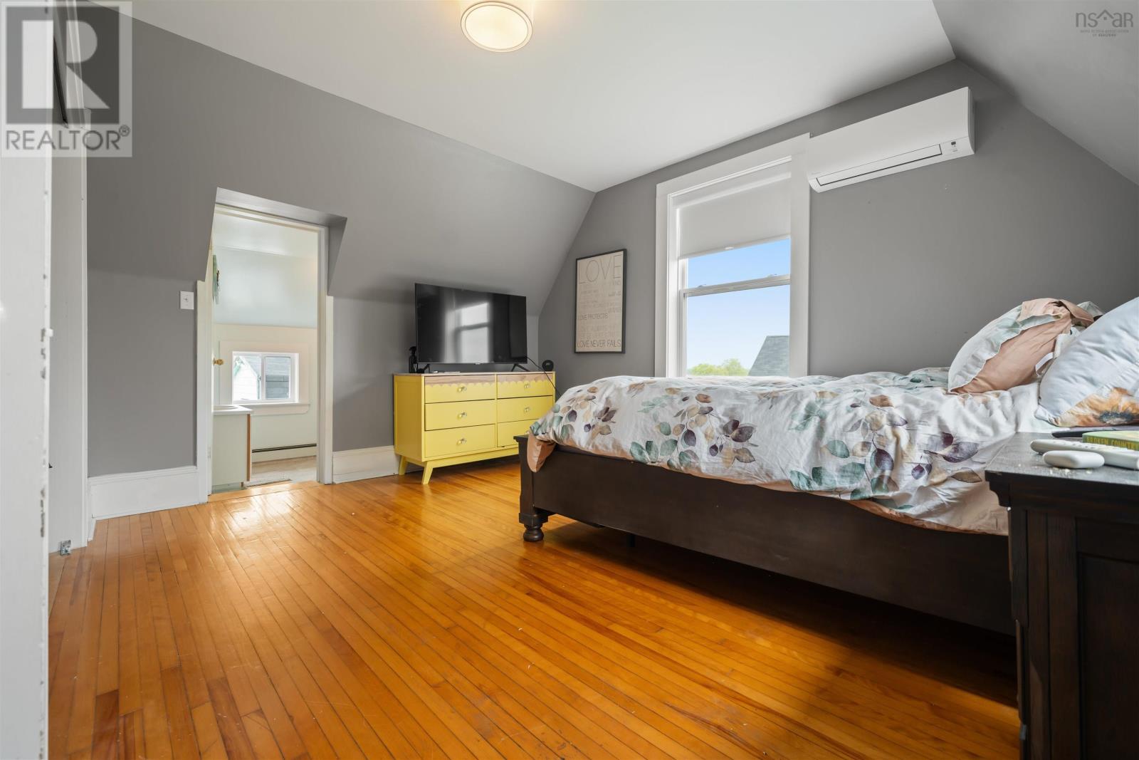 2158 South Main Street - 45