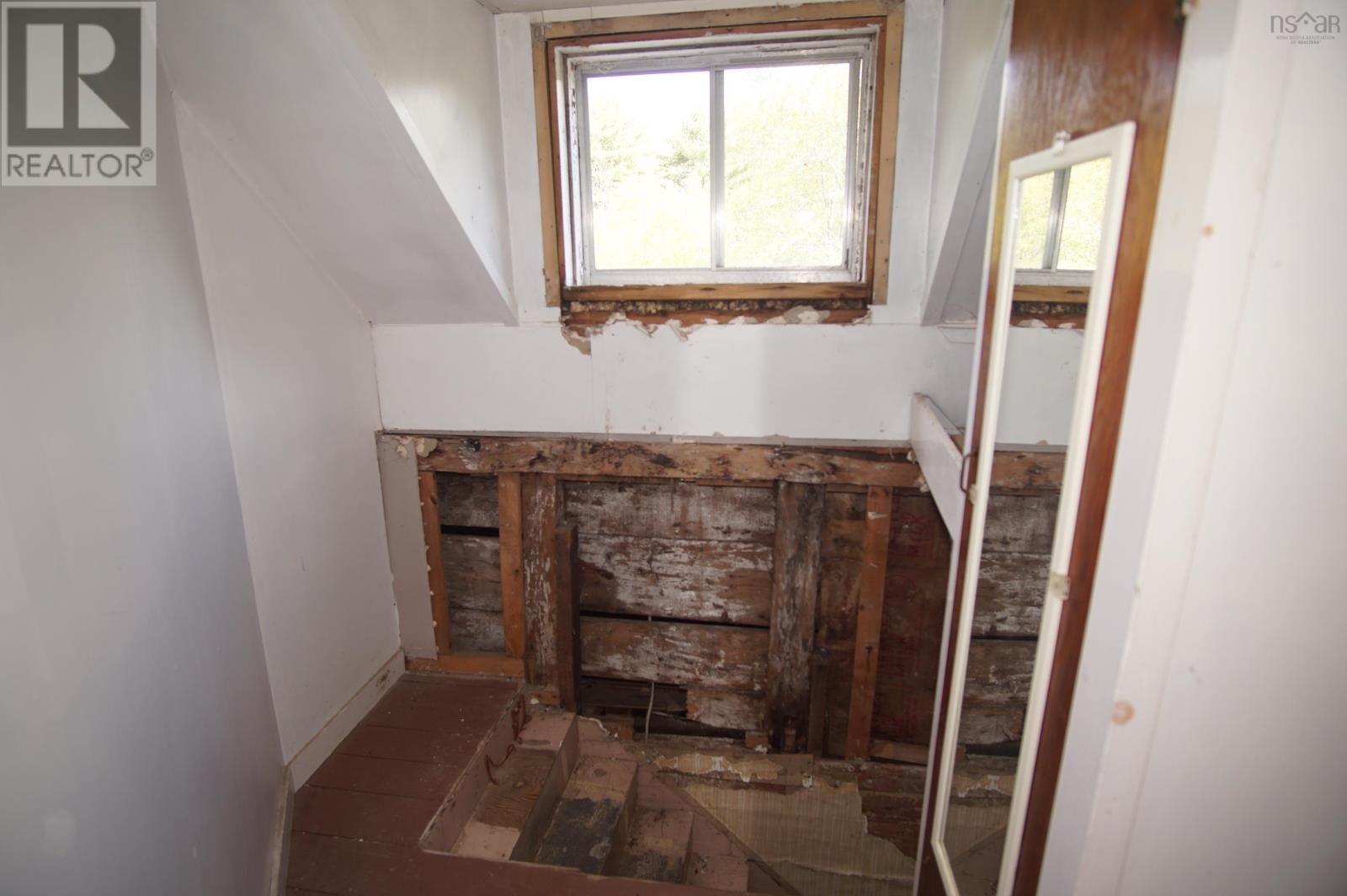 94 Transvaal Street - 22