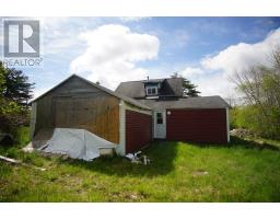 Porch - 94 Transvaal Street, Shelburne, NS B0T1W0 Photo 6