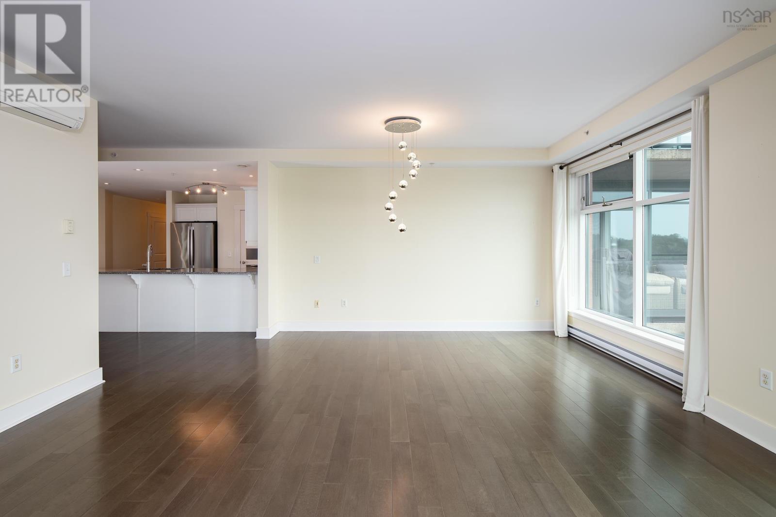 #503 220 Waterfront Drive - 8