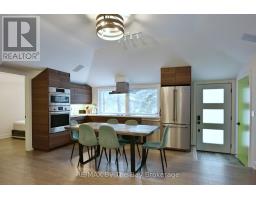 15 61st Street S, Wasaga Beach, ON L9Z1W1 Photo 12
