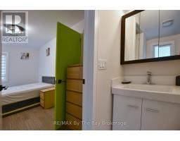 15 61st Street S, Wasaga Beach, ON L9Z1W1 Photo 22