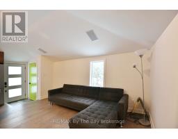 15 61st Street S, Wasaga Beach, ON L9Z1W1 Photo 17