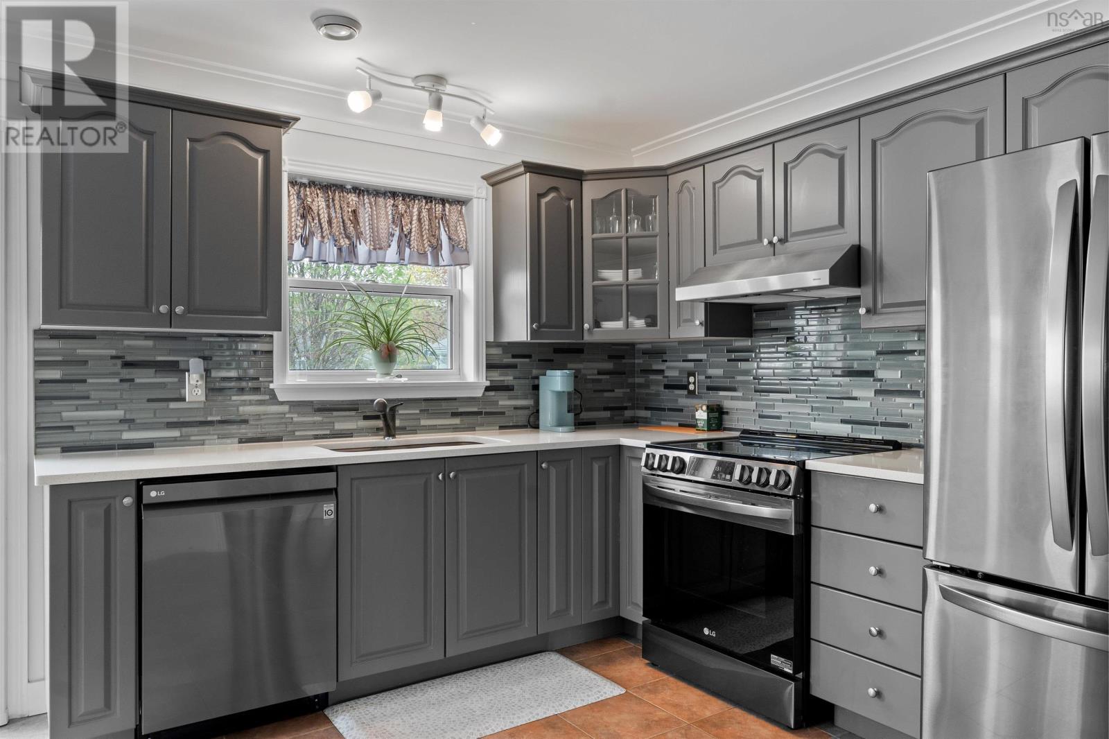 108 Lancaster Drive - 30