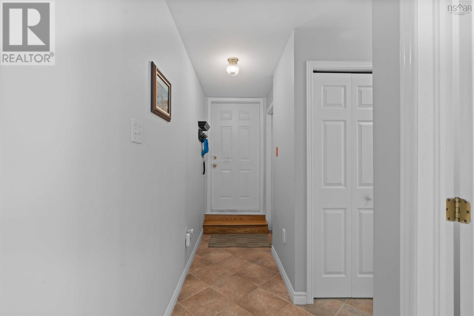 Property 27 of 44 of 108 Lancaster Drive