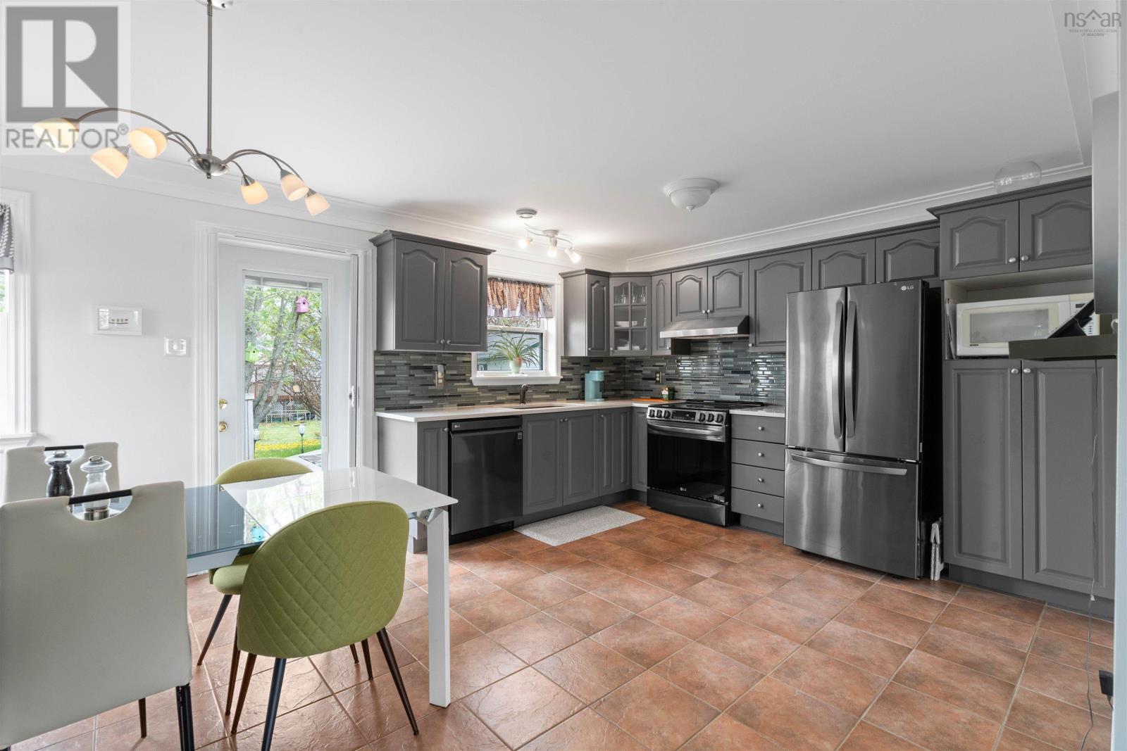 Property 44 of 44 of 108 Lancaster Drive