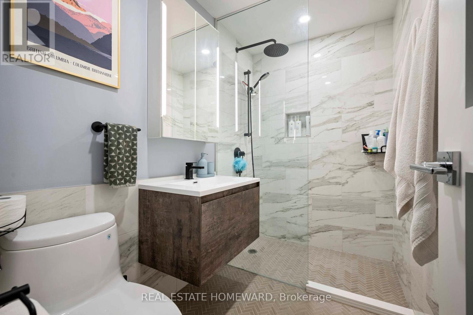 51 HARCOURT AVENUE - 42