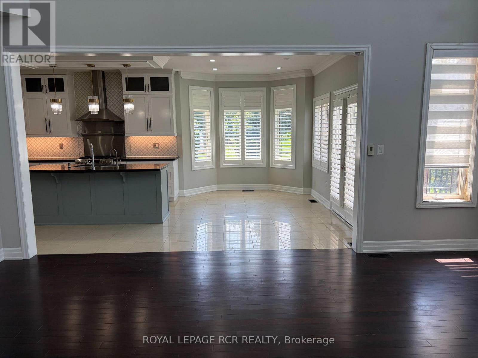 25 BROOKHAVEN CRESCENT - 11