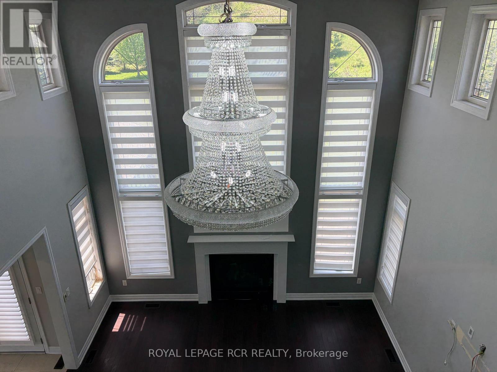 25 BROOKHAVEN CRESCENT - 16