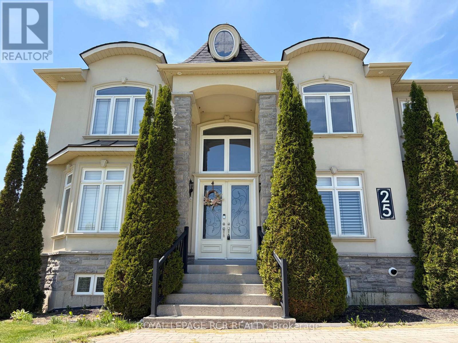 25 BROOKHAVEN CRESCENT - 4