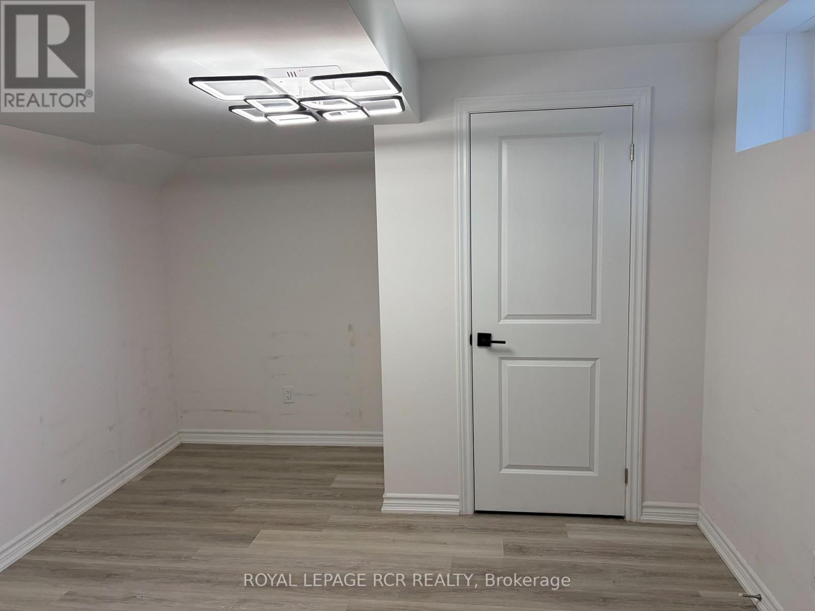 25 BROOKHAVEN CRESCENT - 41