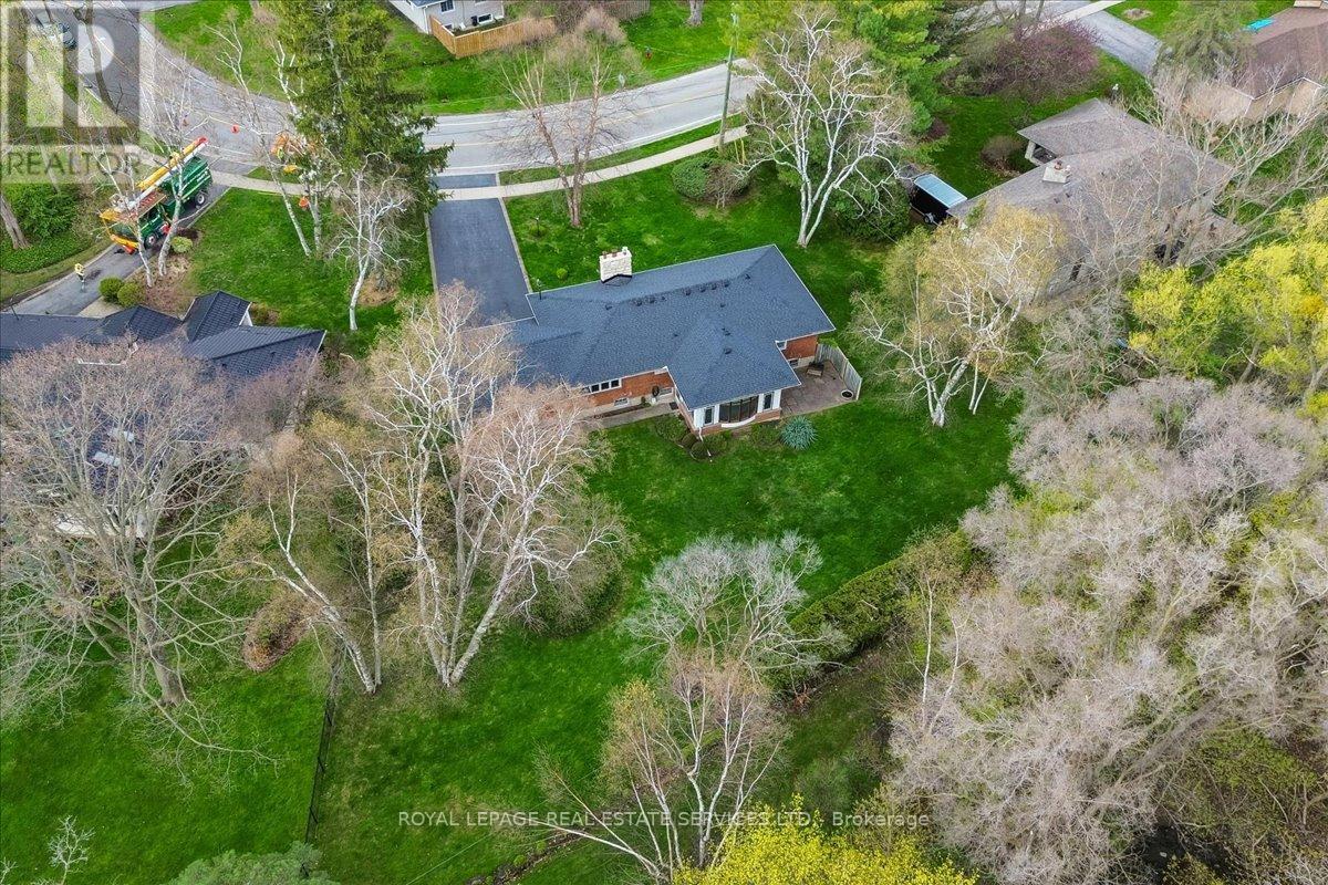151 WEDGEWOOD DRIVE - 32