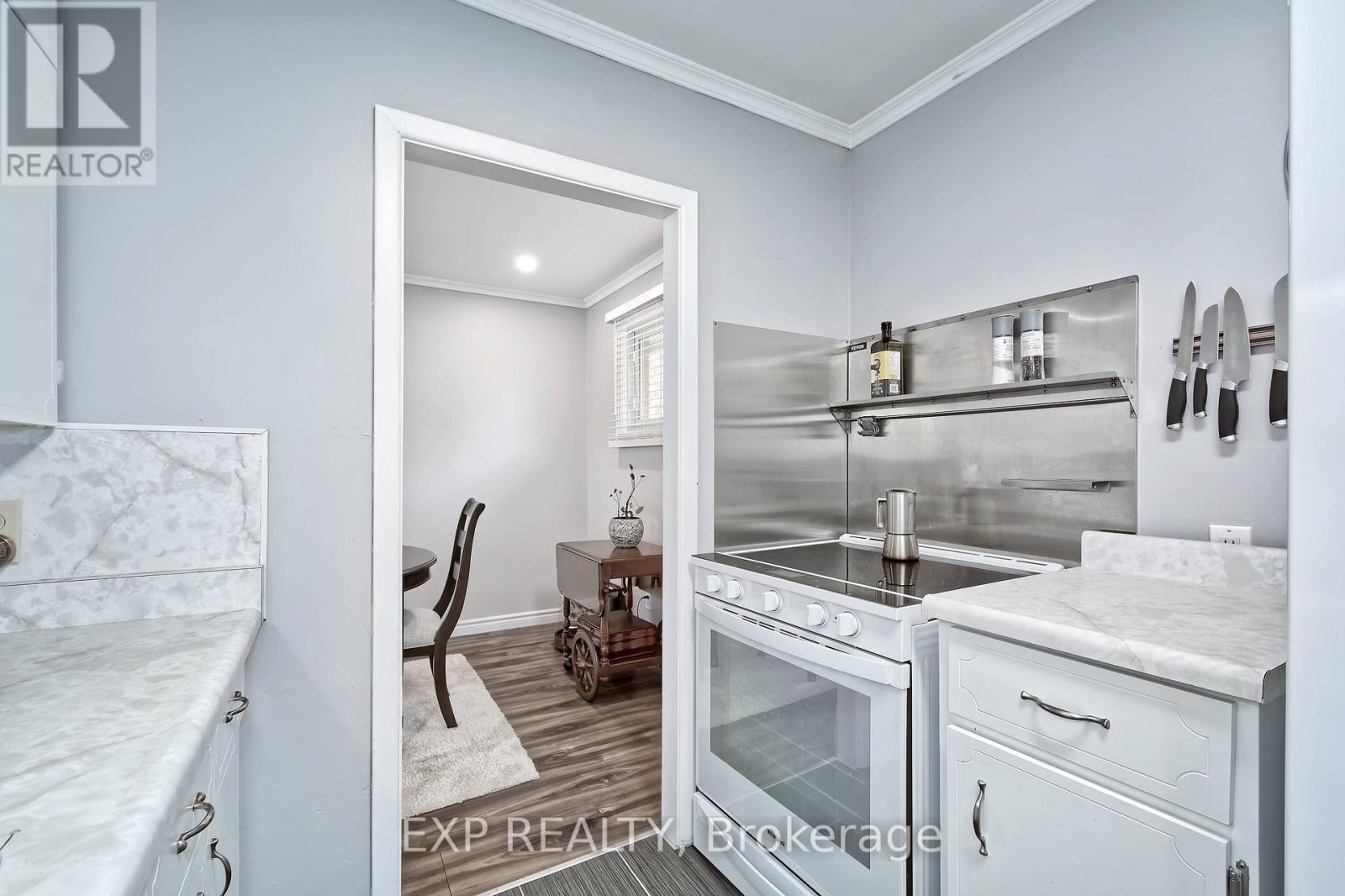 85 TREELAWN AVENUE - 12