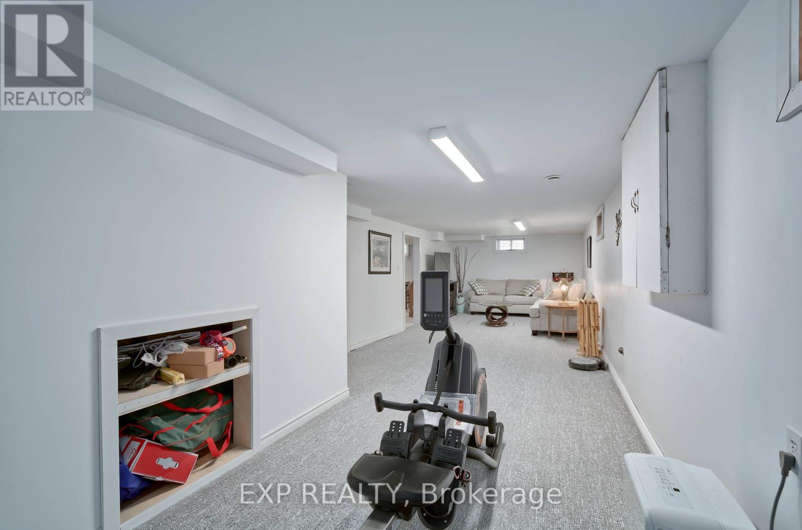85 TREELAWN AVENUE - 25