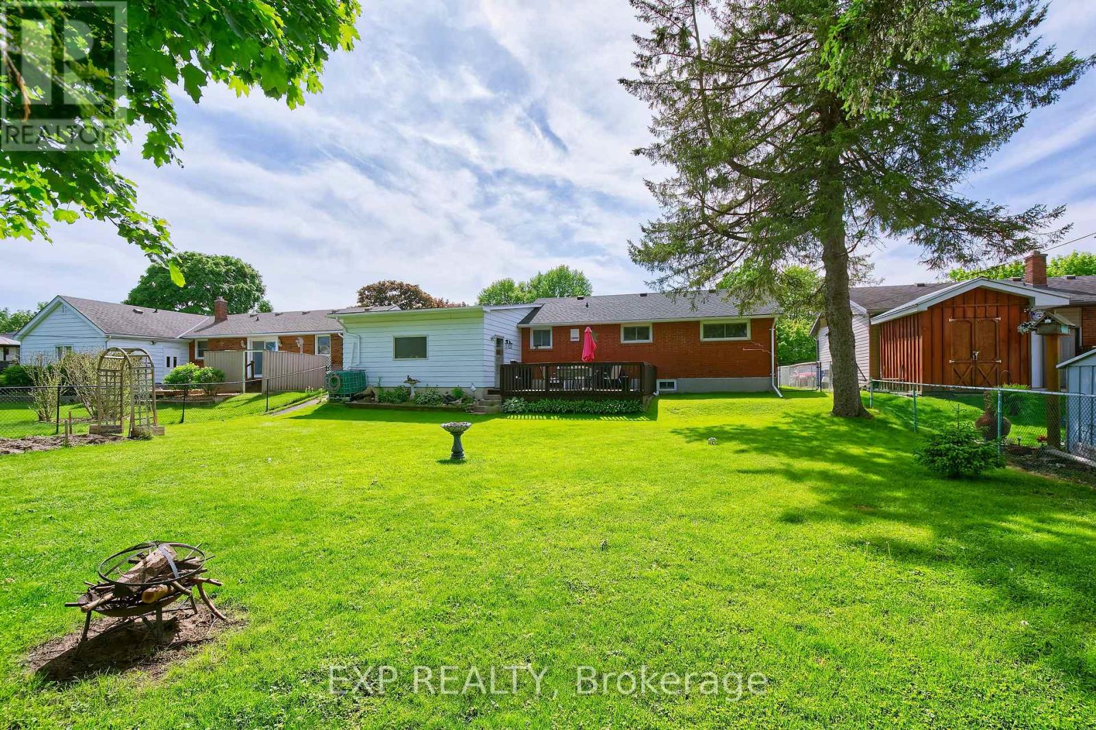 85 TREELAWN AVENUE - 33