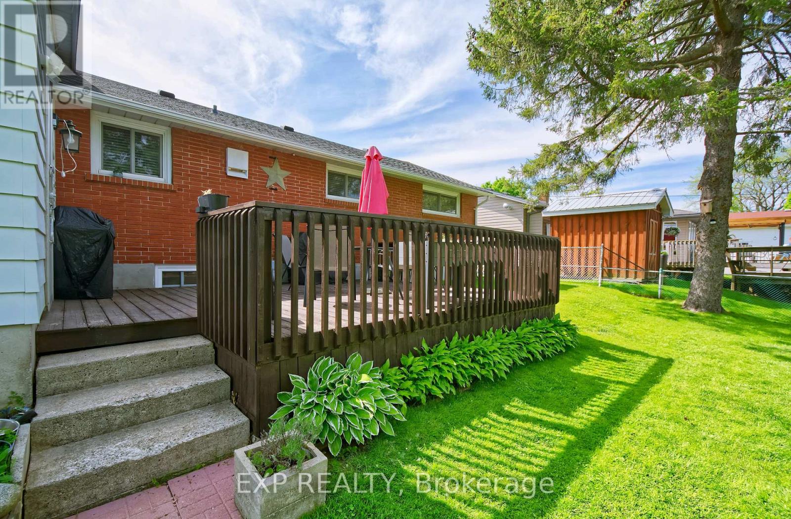 85 TREELAWN AVENUE - 36