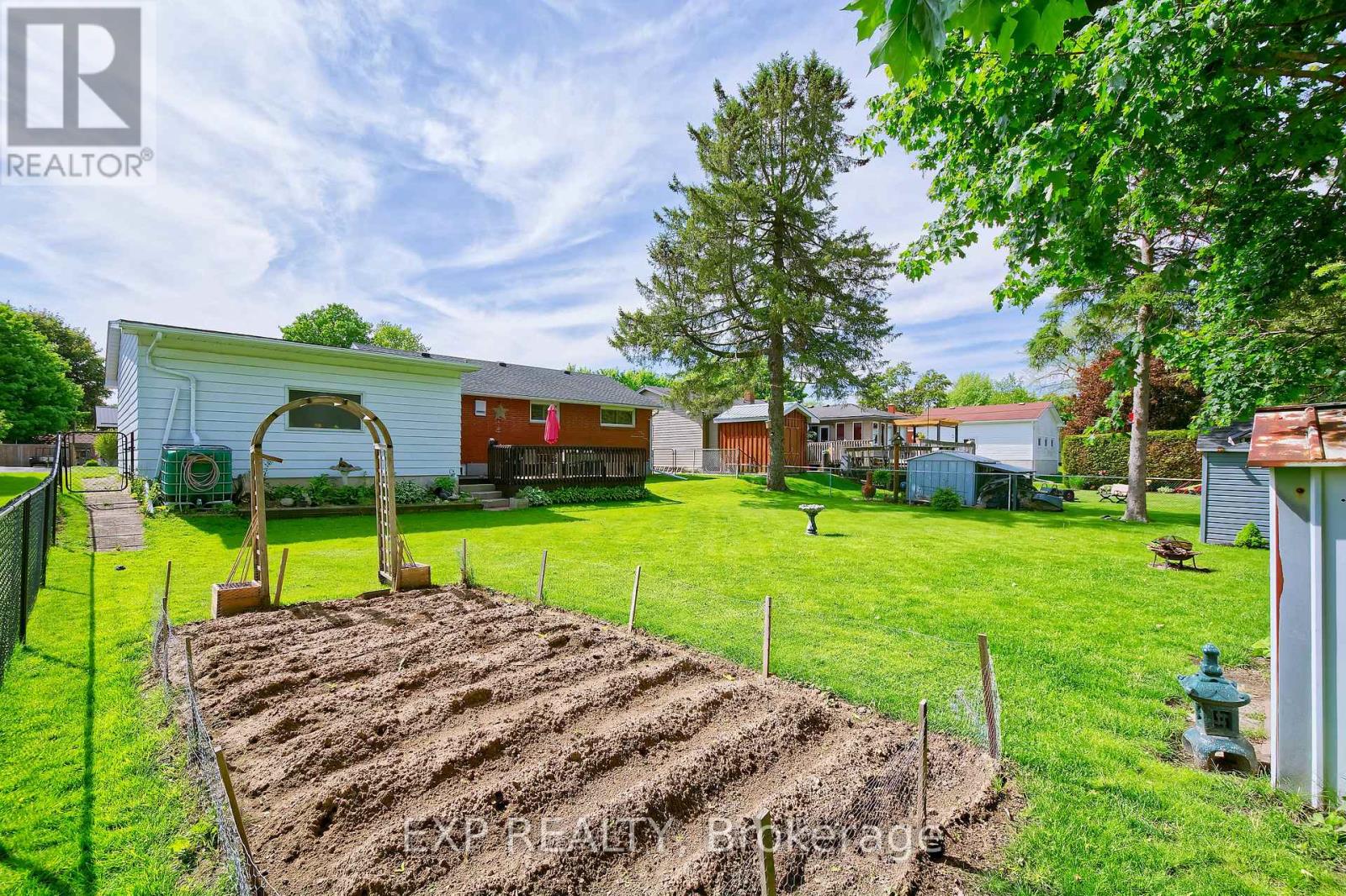 85 TREELAWN AVENUE - 6