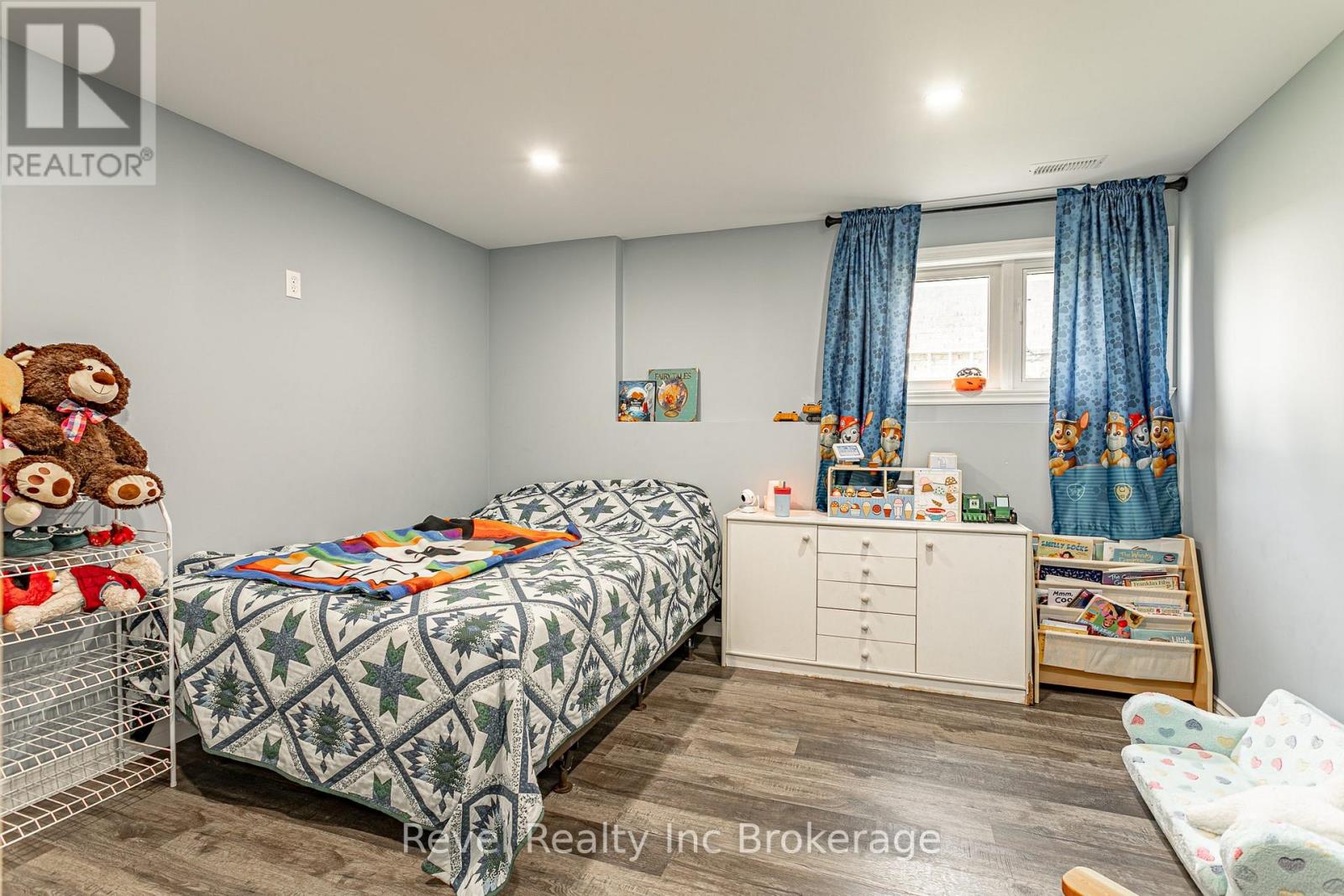 122 HEMLOCK ROAD - 17