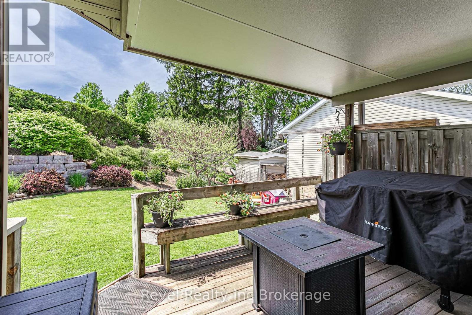 122 HEMLOCK ROAD - 22