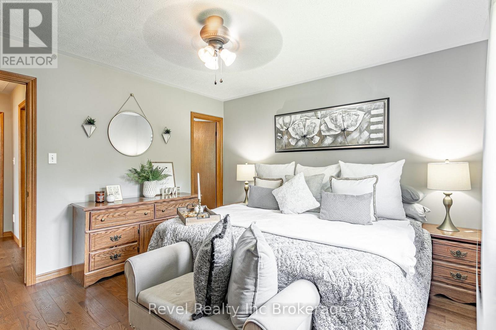 122 HEMLOCK ROAD - 9