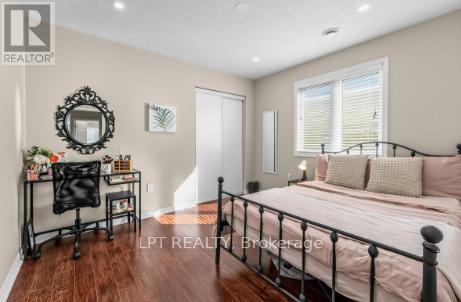 170 FENNAMORE TERRACE - 10