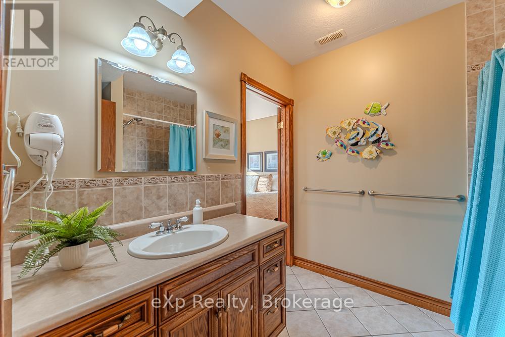 502411 GREY ROAD 1 ROAD - 31