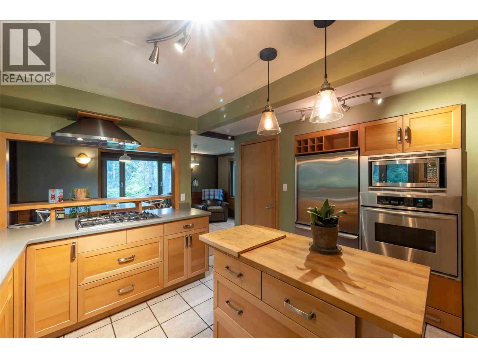 1615 Campbell Road - 20