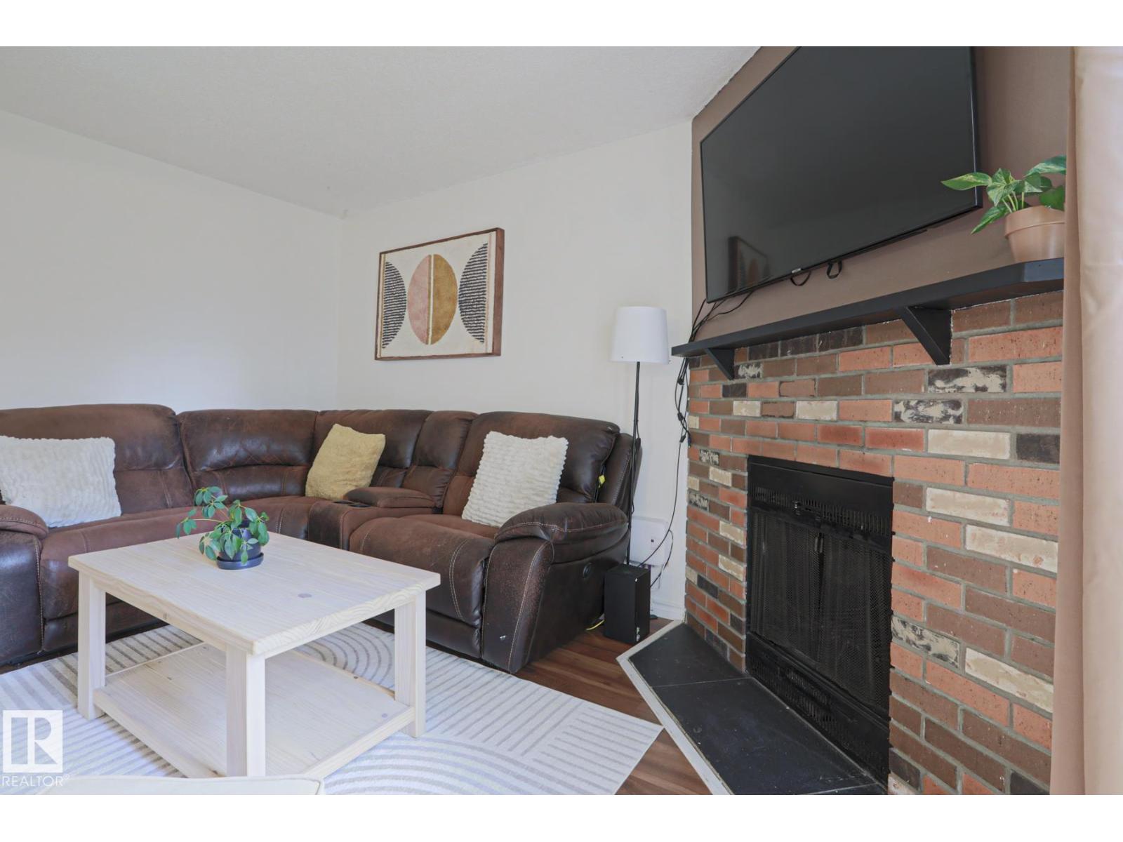 600 LAKEWOOD RD N NW - 11