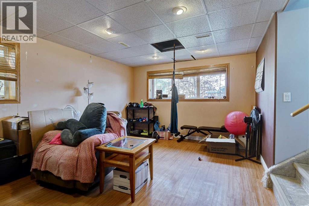 6309 88A Street - 15