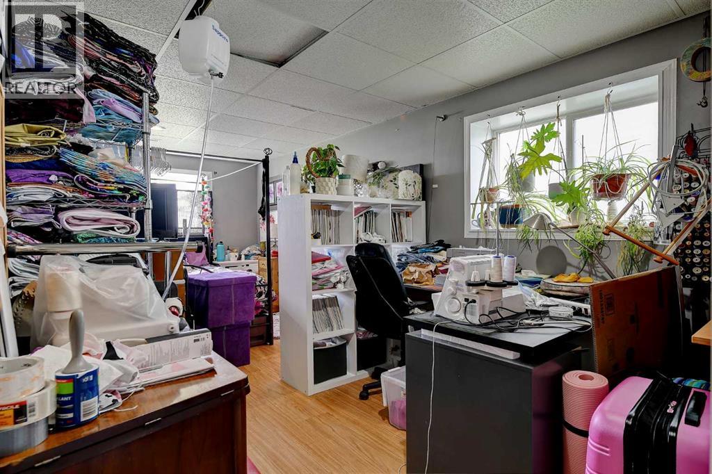 6309 88A Street - 19