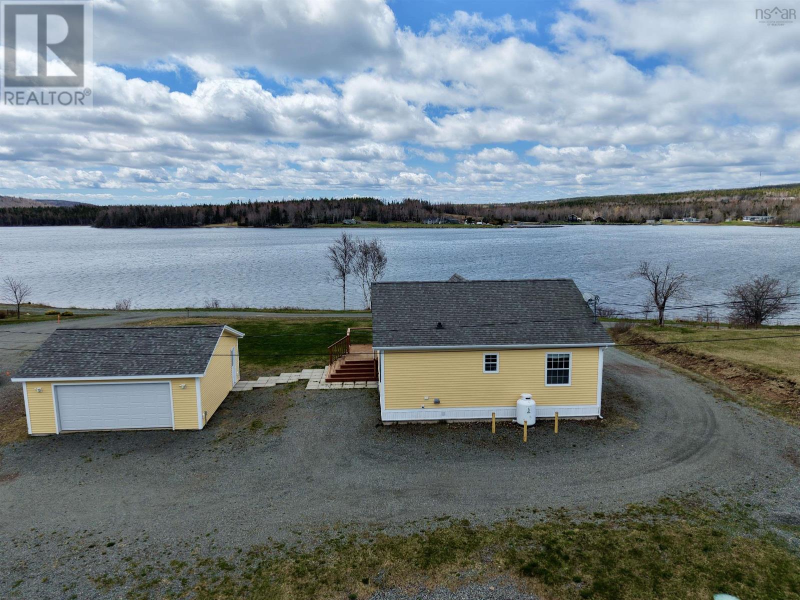 153 Burkes Rd. - 5