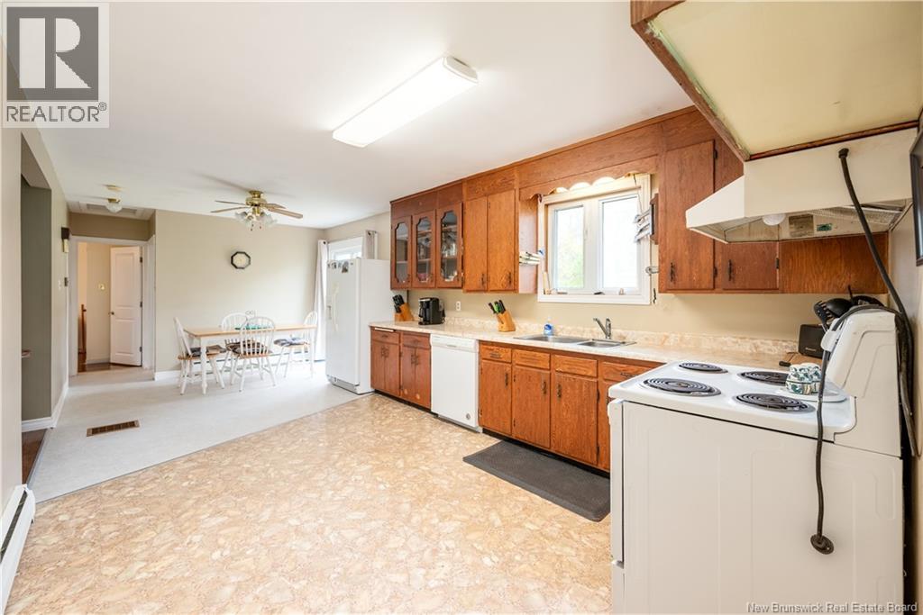 5712 King Street - 10