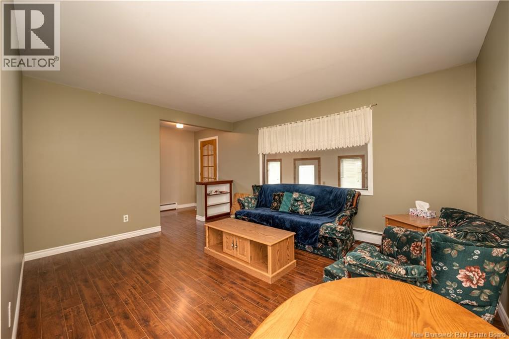 5712 King Street - 20