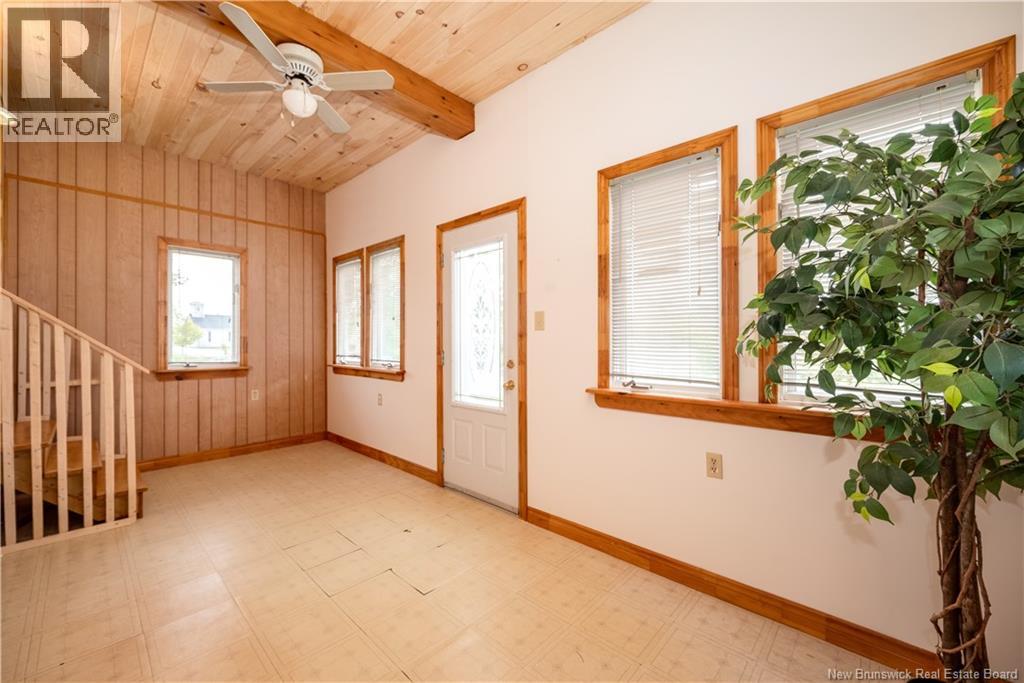 5712 King Street - 22
