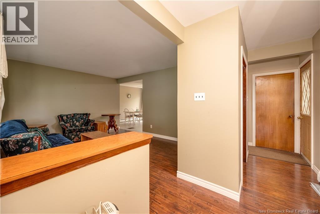 5712 King Street - 24
